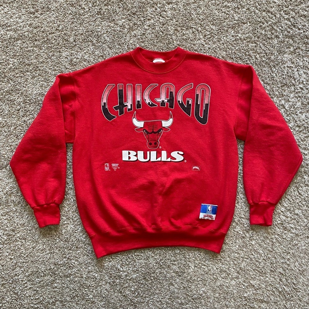 Vintage 1990's Chicago Bulls NUTMEG NBA Crewneck Sweatshirt Men's Size LARGE